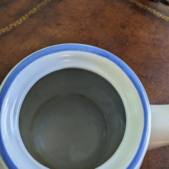 Vtg Pfaltzgraff Yorktowne Teapot 2-3 Cup USA Old Castle Mark 5504. - Picture 4 of 6